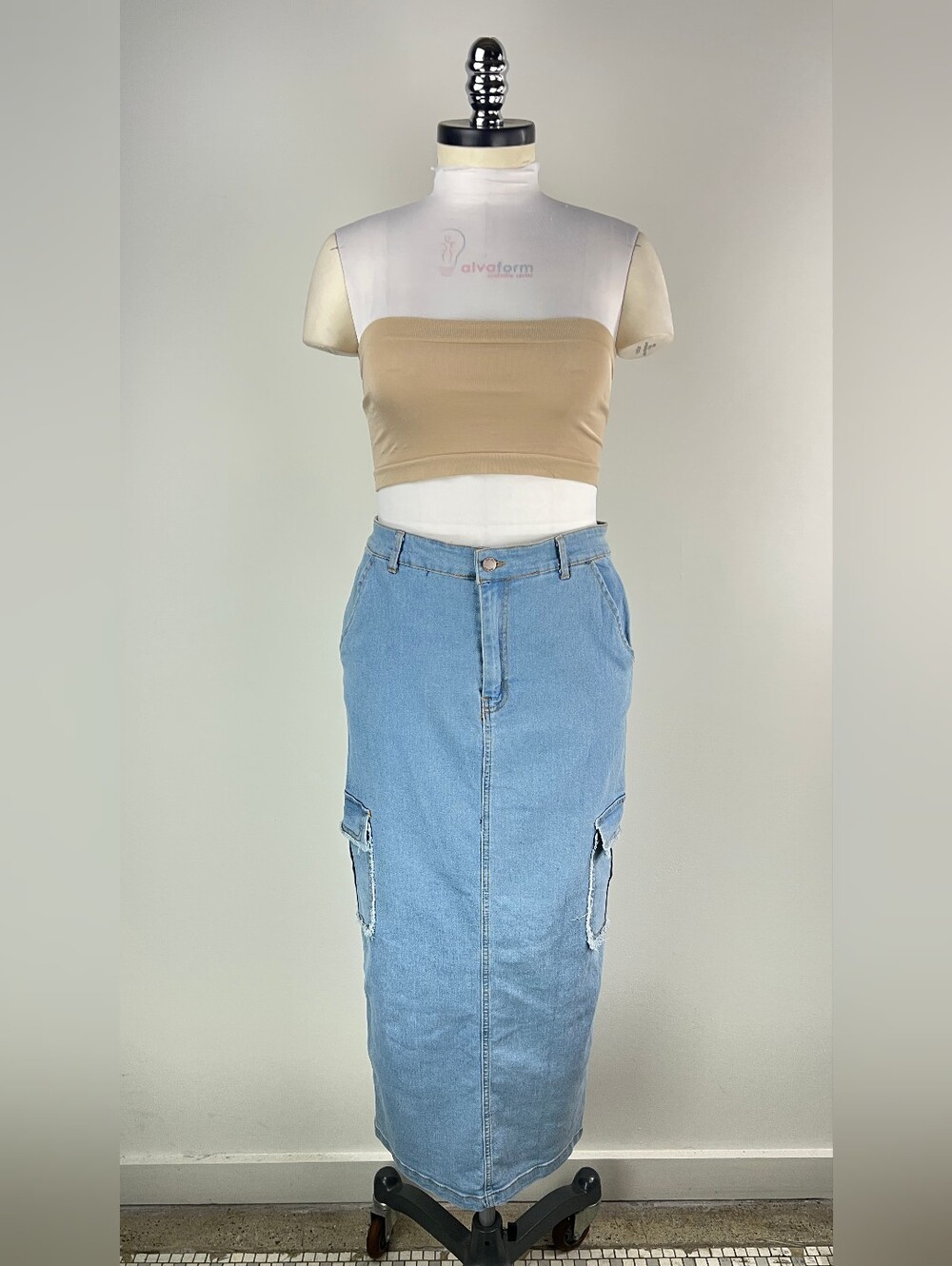 💚 3765. Light Blue Denim Cargo Maxi Skirt